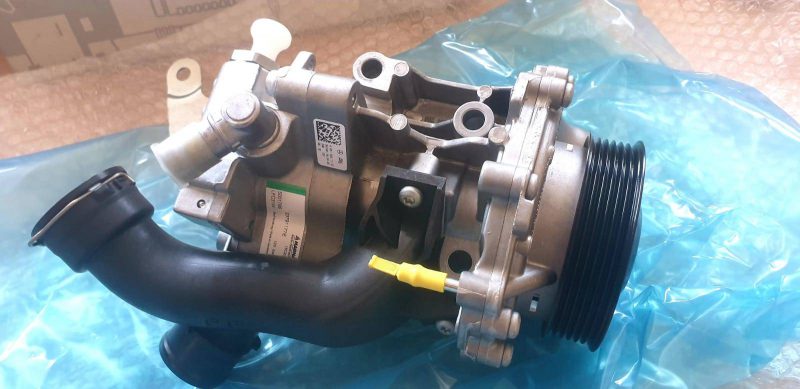 vodní pumpa se servem pro Jeep 2,2 CRD