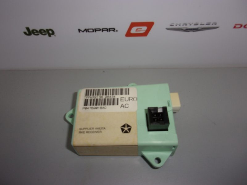 modul / příjímač / receiver RKE dálkového ovládání Chrysler