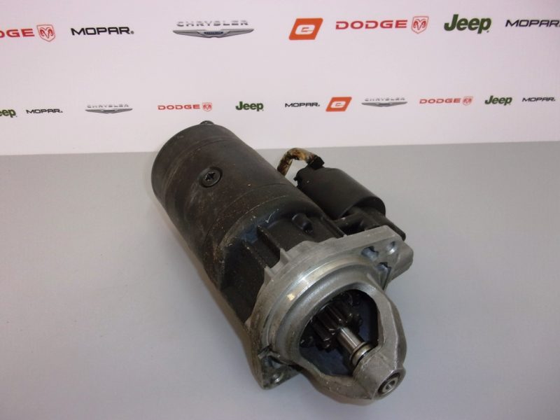 startér Chrysler Voyager 2,5 TD K04864693