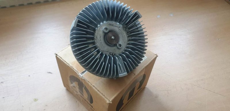 viskozní spojka ventilátoru Grand Cherokee 3,1TD K68064763AA