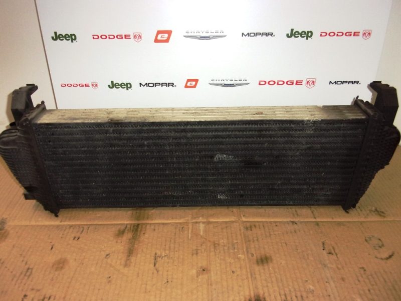 chladič intercooler Jeep Grand Cherokee WK2 3,0 CRD