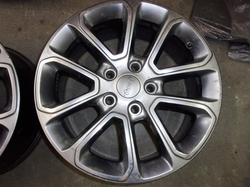 originál lité kolo 18″ pro Jeep Grand Cherokee WK2
