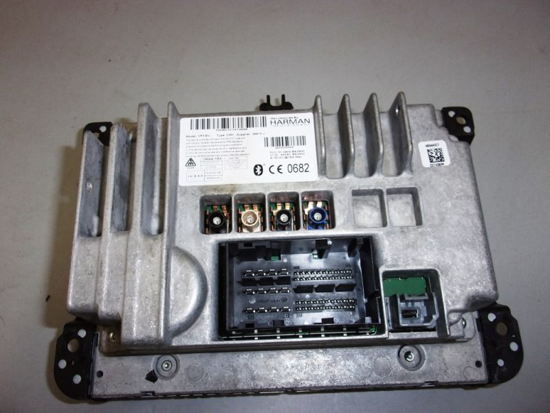 rádio s navigací Jeep Grand Cherokee WK2 2015