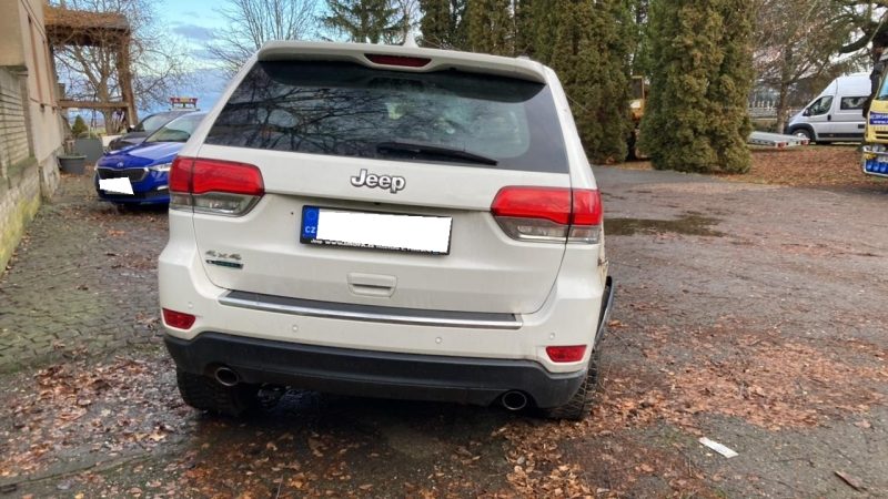 5.dveře pro Jeep Grand Cherokee WK2 2014-2022