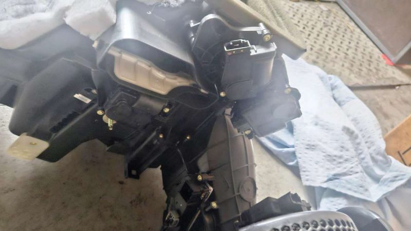 kompletní topení pro Jeep Grand Cherokee WK2 2014-2021